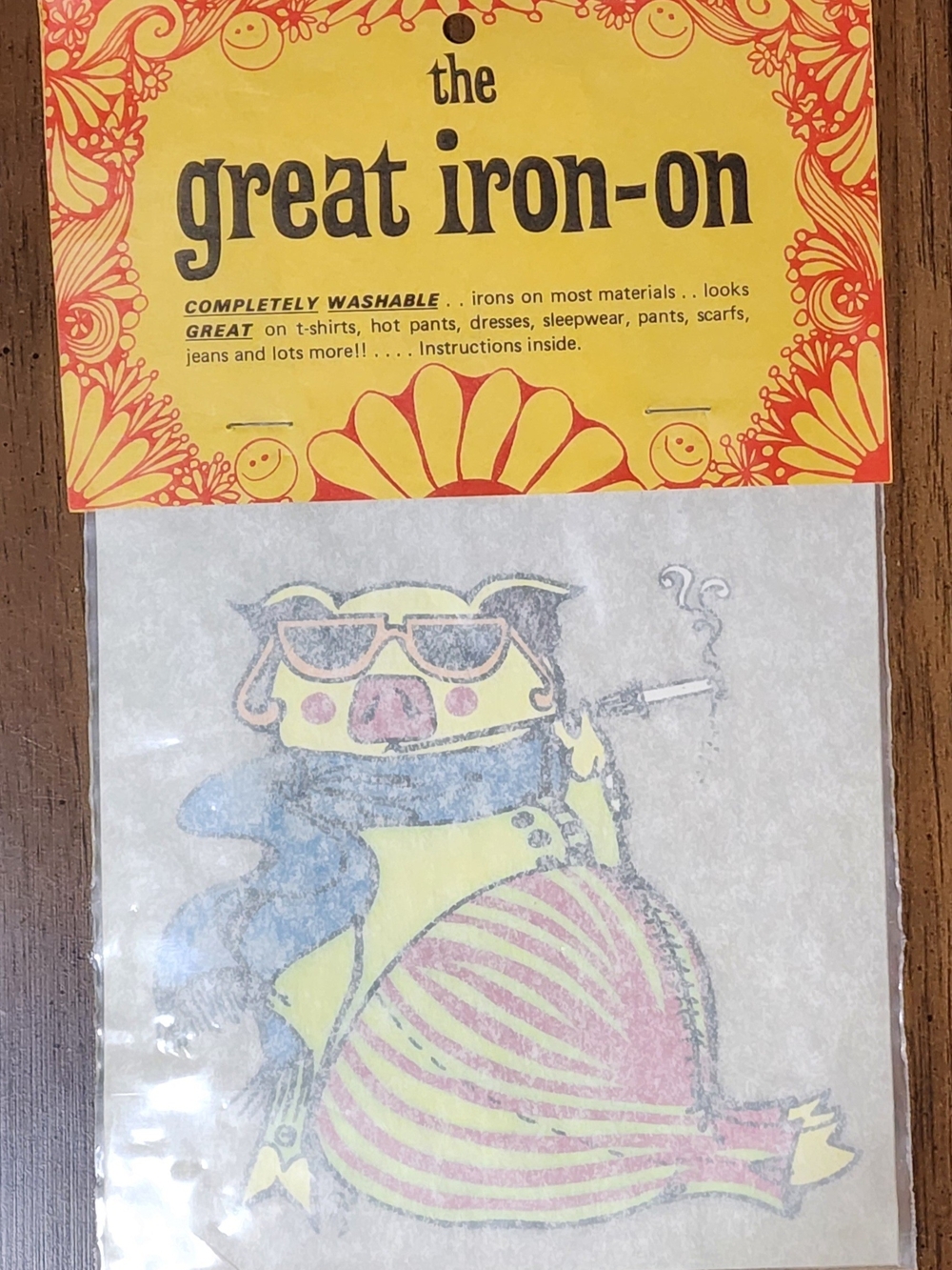 Vintage The Great Iron-On Retro Pig Design - Yellow, Blue, Pink